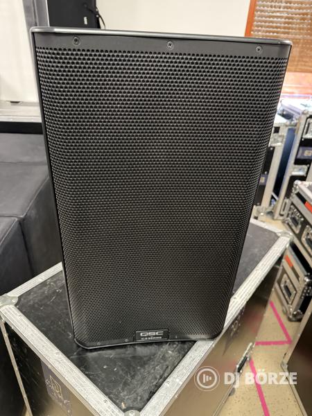 QSC K12.2 + Gyári tokok, megkímélt szép állapotban