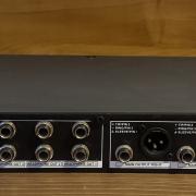 InvoTone IHA 4 Pro fejhallgató erősítő és jelelosztó