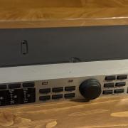 Behringer UltraDrive DCX 2496 LE hangváltó