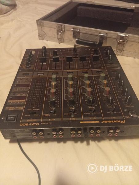 Pioneer DJM 600