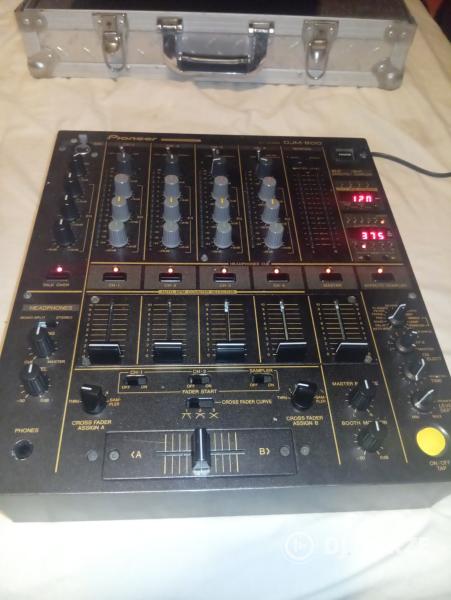 Pioneer DJM 600