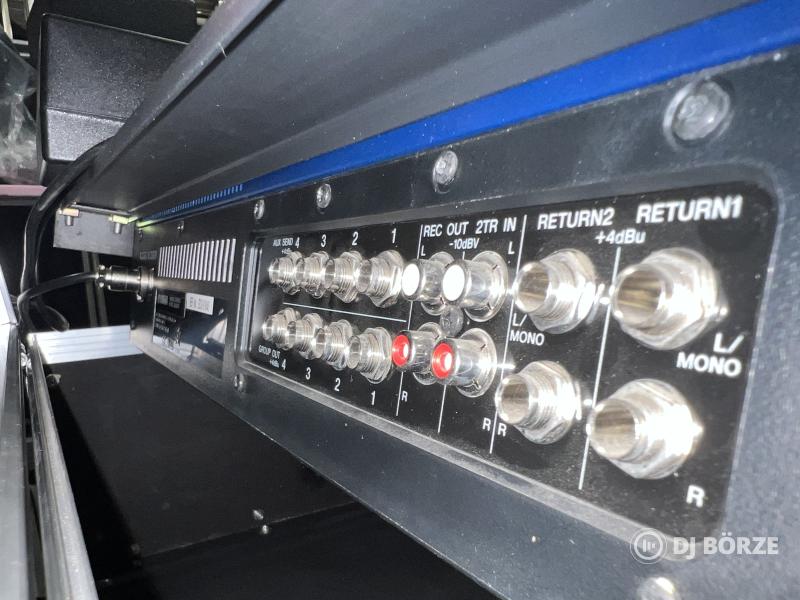 Yamaha MG206c keverő, új Robust rackkel együtt