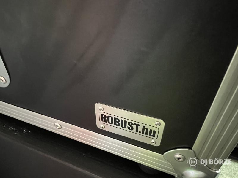 Yamaha MG206c keverő, új Robust rackkel együtt