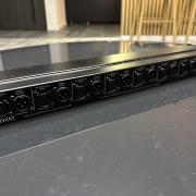 ART S8 - 8 csatornás mikrofon elosztó