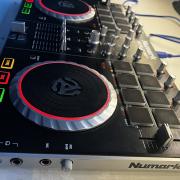 Numark Mixtrack Pro II - Dj Kontroller - Gyönyörű és Hibátlan állapotban