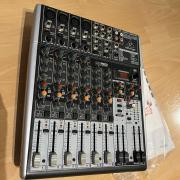 Behringer XENYX X1204USB 4 mono, 2 sztereó csatornás, 2/2-buszos USB-s keverő