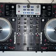Numark NS6 - 4 csatornás Dj Kontroller