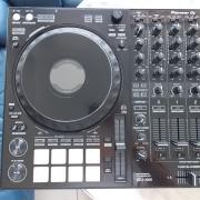 Pioneer DDJ-1000 DJ Controller