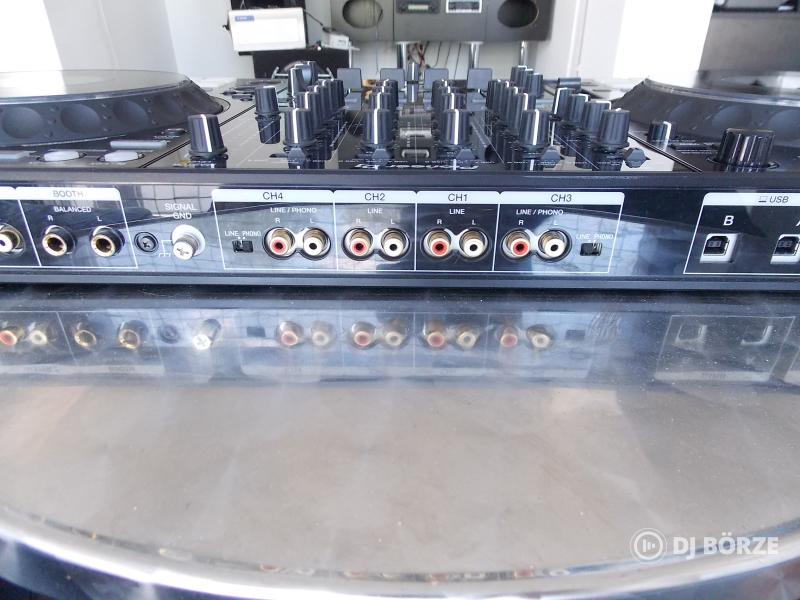 Pioneer DDJ-1000 DJ Controller