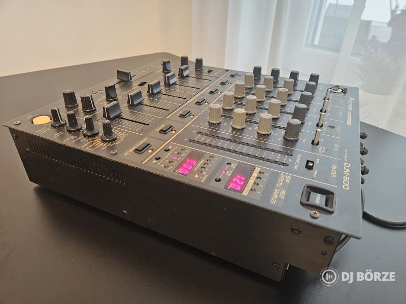 Pioneer DJM600