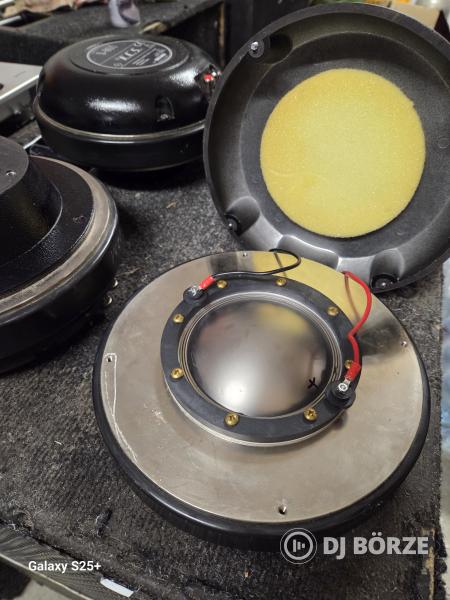 Elado 4 db 2 colos driver K.C.S.