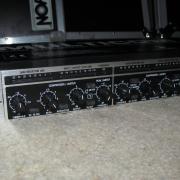 Behringer MDX4400 4 csatornás dinamika processzor , limiter eladó