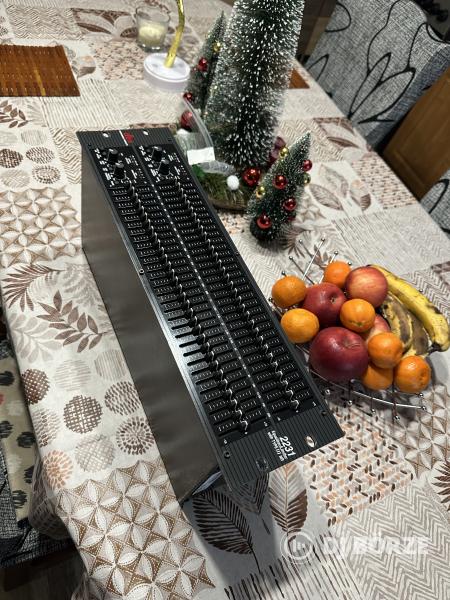 DBX 2231 Grafikus EQ eladó! Beszámítás, csere is lehet.
