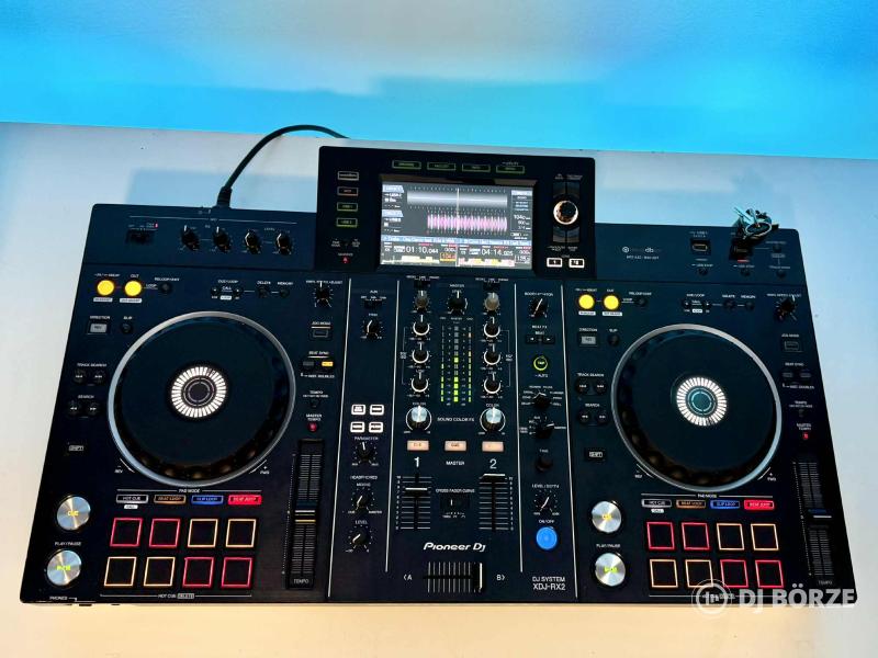 PIONEER XDJ RX2 + táska