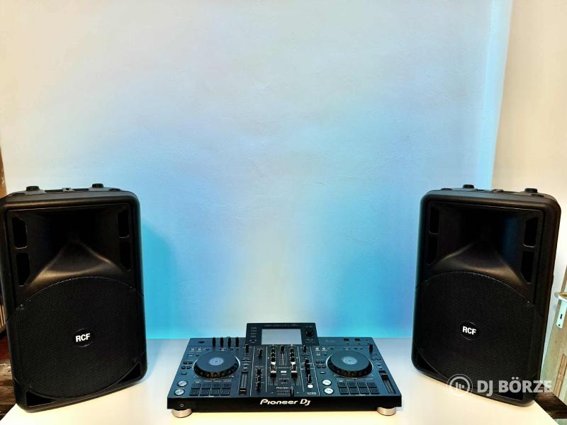 PIONEER XDJ RX2 + táska