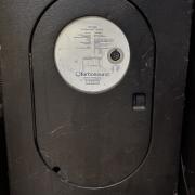 6 db Turbosound Flashlight (TFS-780H) /750 W/ csere aktívra