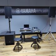 Yamaha hangrendszer - 2db DZR12 és 1db DXS15XLF