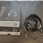AKG K240 MK II