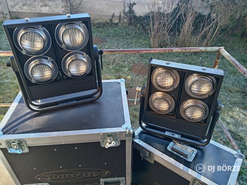 6db Showtec Stage Blinder 4 DMX eladó.