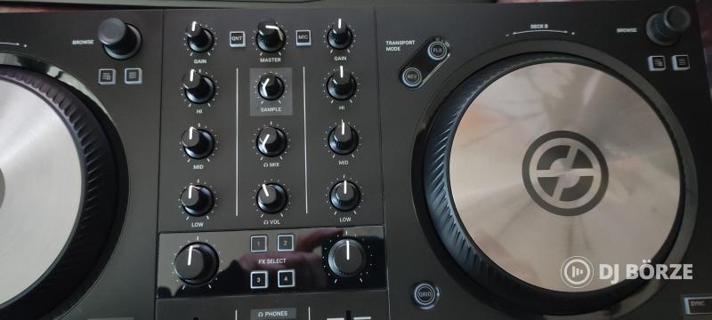 Native Instruments Traktor Kontrol S2 MKIII