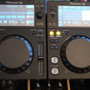 Pioneer XDJ-700 lejátszó pár