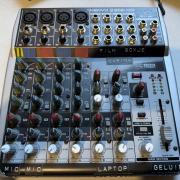 Behringer Xenyx Q1202 USB keverő hangkártya