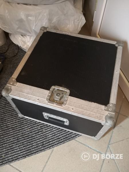 Rodec keverőpult rackben