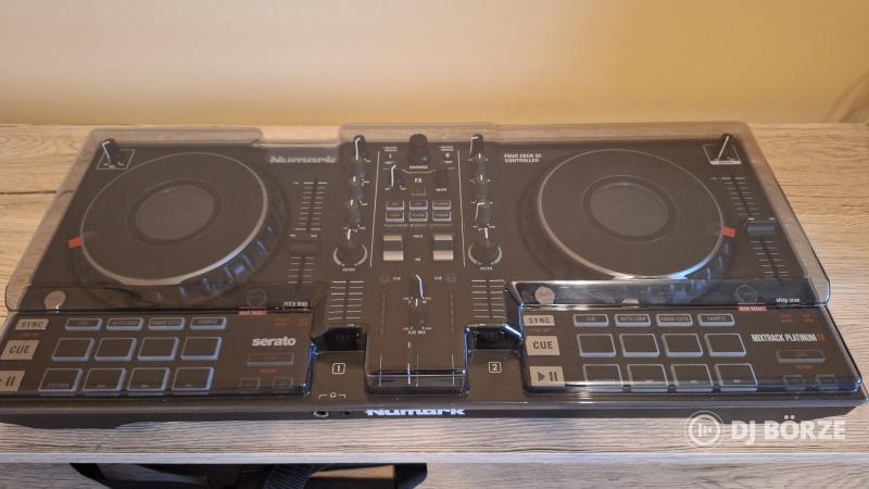 NUMARK MIXTRACK PLATINUM FX