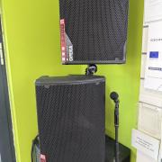 dB Technologies Opera 15 aktív hangfalak, gyári huzattal