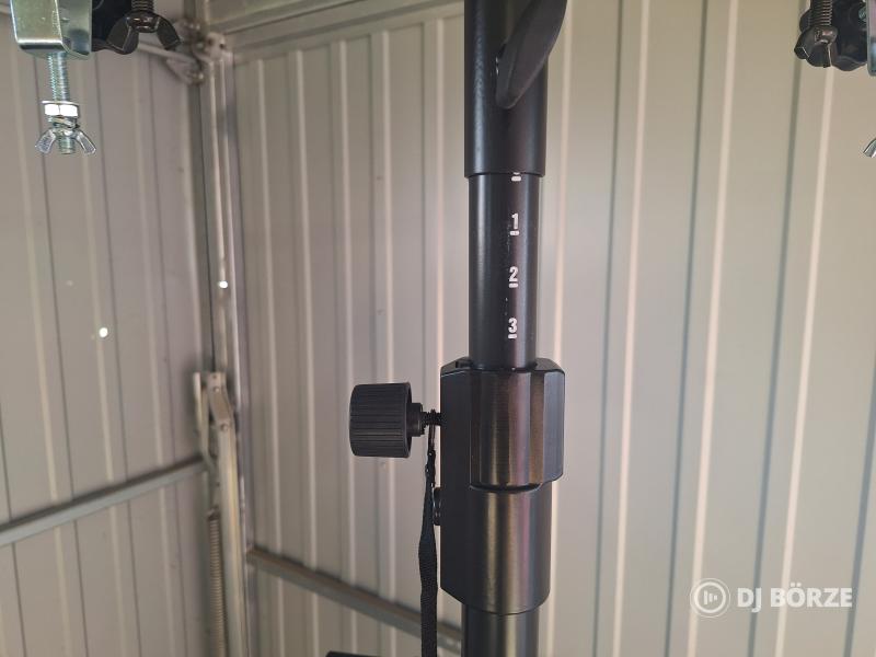 Eladó Soundstation csörlős fényállvány kiegészítőkkel