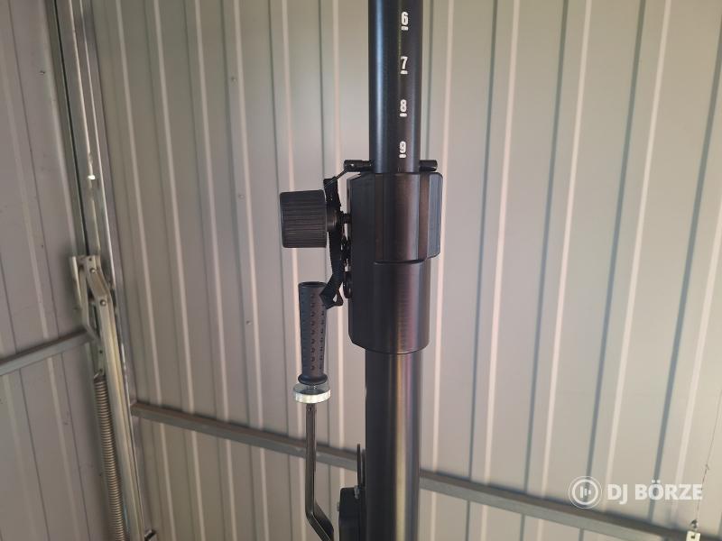 Eladó Soundstation csörlős fényállvány kiegészítőkkel