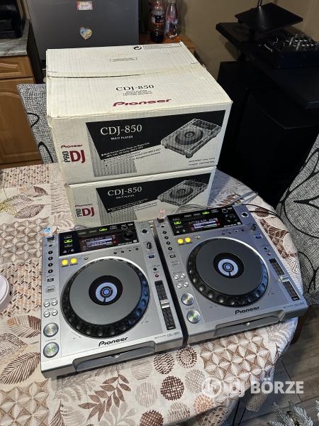 Eladó Pioneer CDJ-850-S beszámítás is lehetséges!
