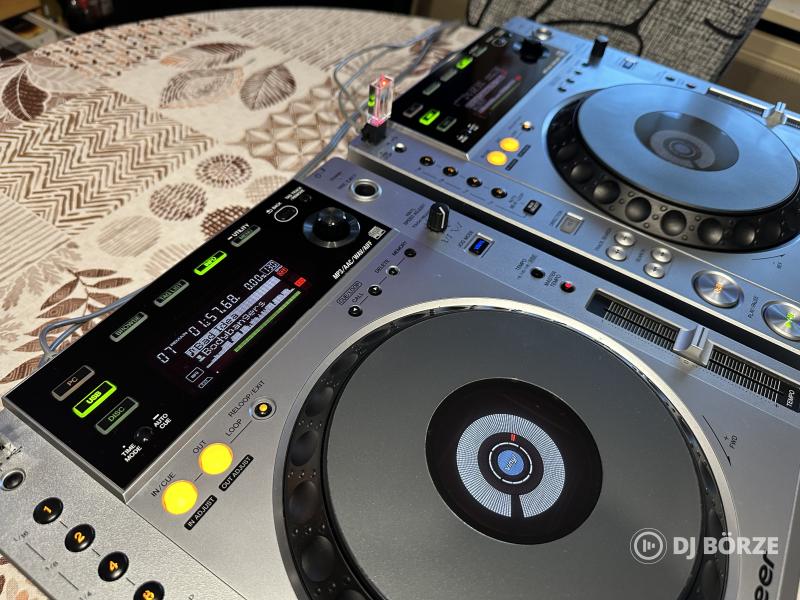 Eladó Pioneer CDJ-850-S beszámítás is lehetséges!