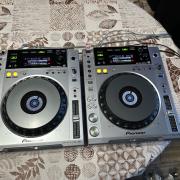 Eladó Pioneer CDJ-850-S beszámítás is lehetséges!
