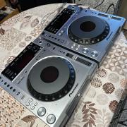 Eladó Pioneer CDJ-850-S beszámítás is lehetséges!