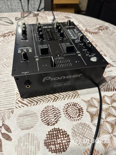 Pioneer Djm 400 keverő eladó.