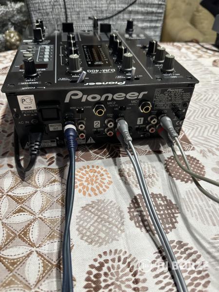 Pioneer Djm 400 keverő eladó.