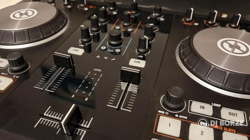 Native Instruments Traktor S2 mk2