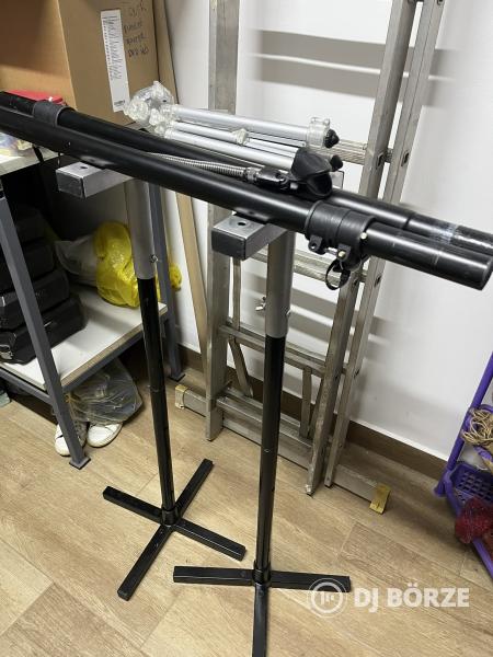 2db állítható hangfalcső, 2 db variállható állvány, kameraállvány + táska egyben