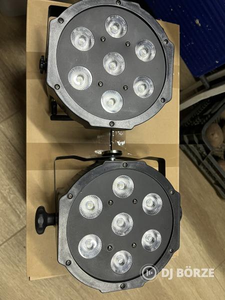 2DB Ledes PAR lámpa, egyik vezeték nélküli vevővel!