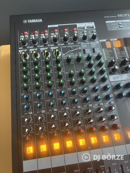 Yamaha MGP12X profi  duplaeffektes keverő