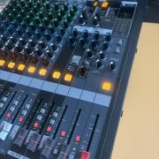 Yamaha MGP12X profi  duplaeffektes keverő