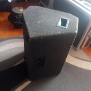 Eladó 2db maszek monitorláda