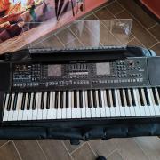 Roland EA7 szintetizator