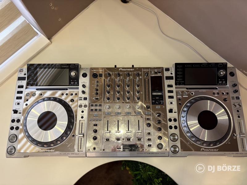 Pioneer DJ Set - 2x CDJ-2000 Nexus Platinum + DJM 900 Nexus Platinum