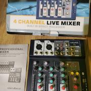 Zenekari keverő 4 csatornás
