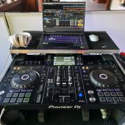 Pioneer XDJ-RX2 + ODYUSA rack