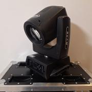 Eladó számlával, garanciával, új 230 watt 7R robotlámpák, rackekkel