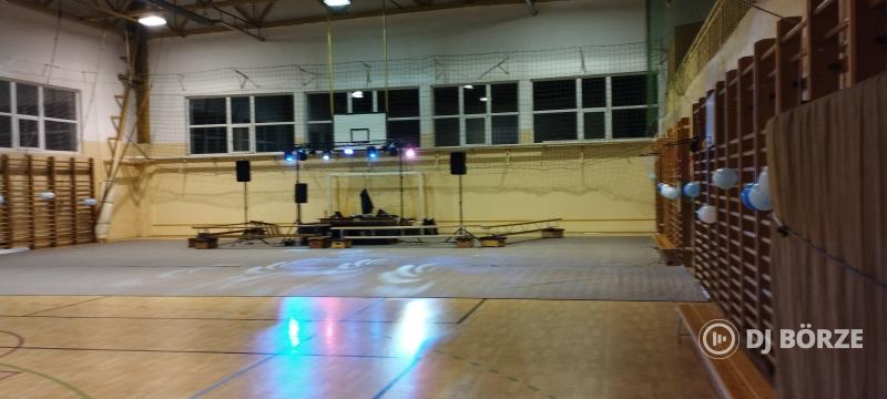 Hang és fénytechnika,Dj szolgáltatás.