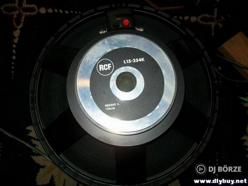 Sok-sok 8", 10", 12", 15",18", 21" hangszórók, ringek, 1"-2" driverek, 1"- 2" tölcsérek